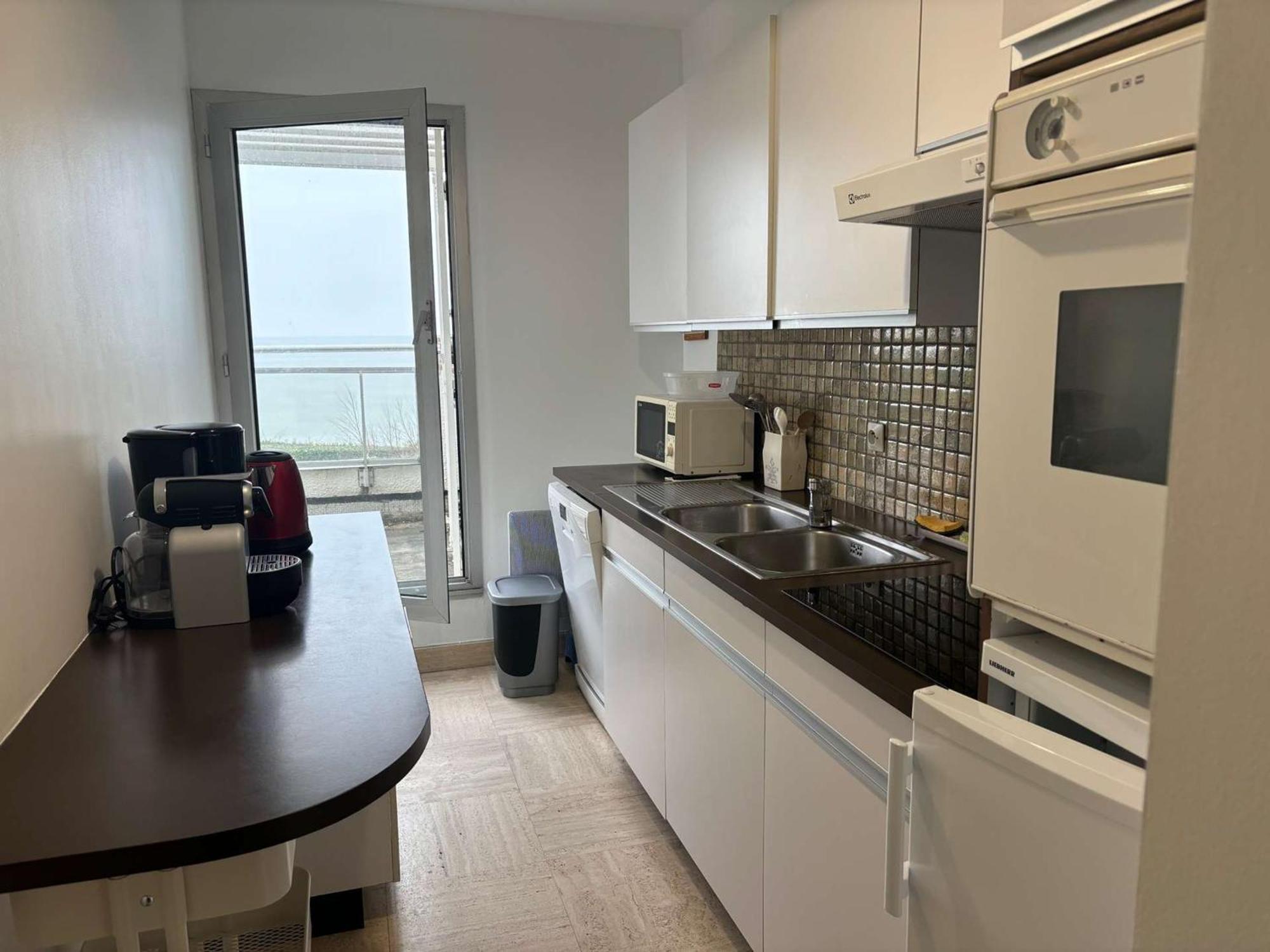 Appartement Moderne Avec Terrasse Et Garage A Royan - Fr-1-494-65 Εξωτερικό φωτογραφία